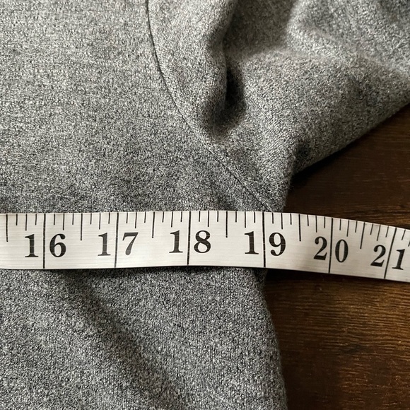 Sundry tiered pullover scoop neck sweatshirt in heathered grey size 0 XS - Picture 7 of 11